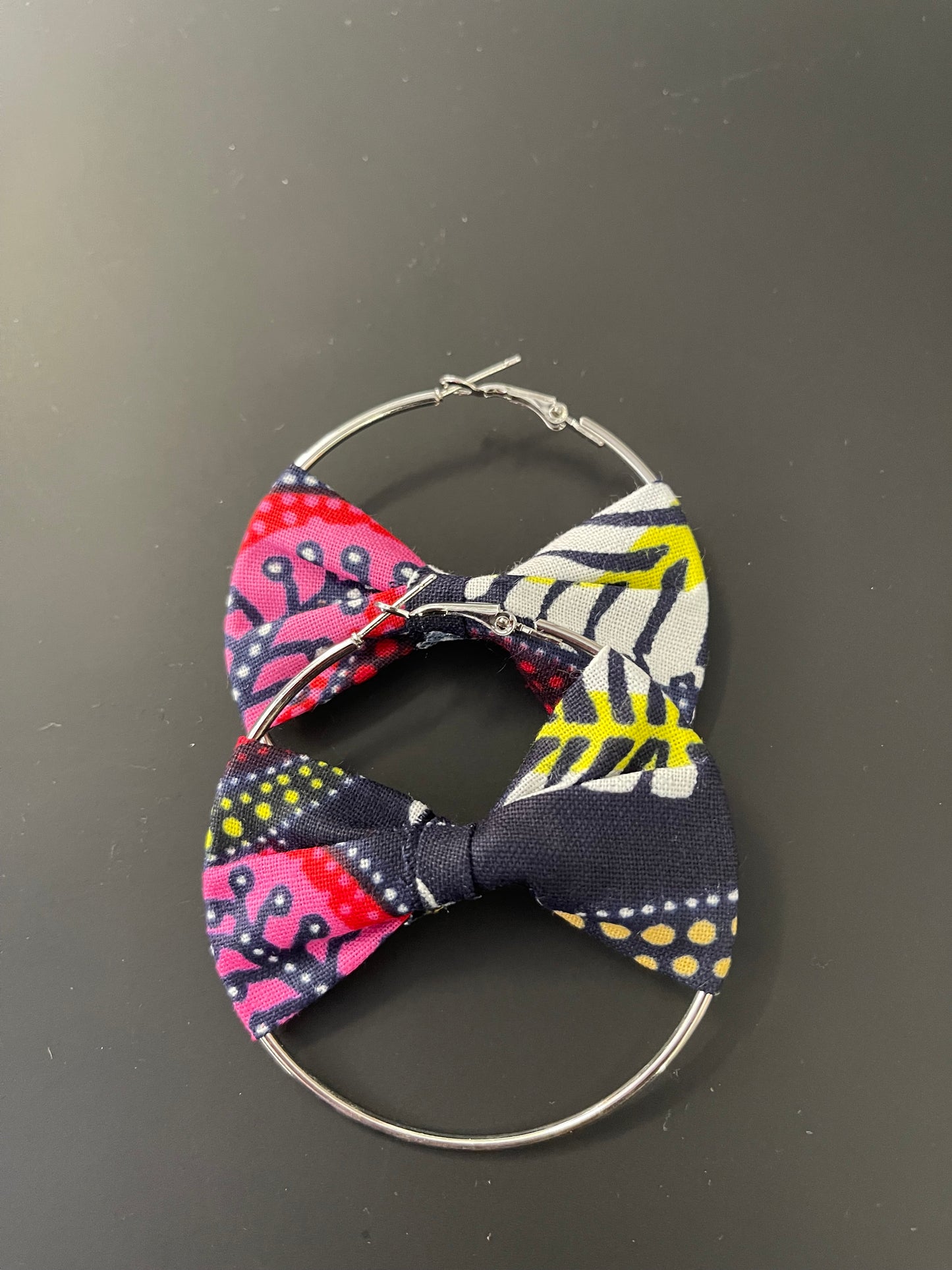 BOUCLE D'OREILLES EN WAX